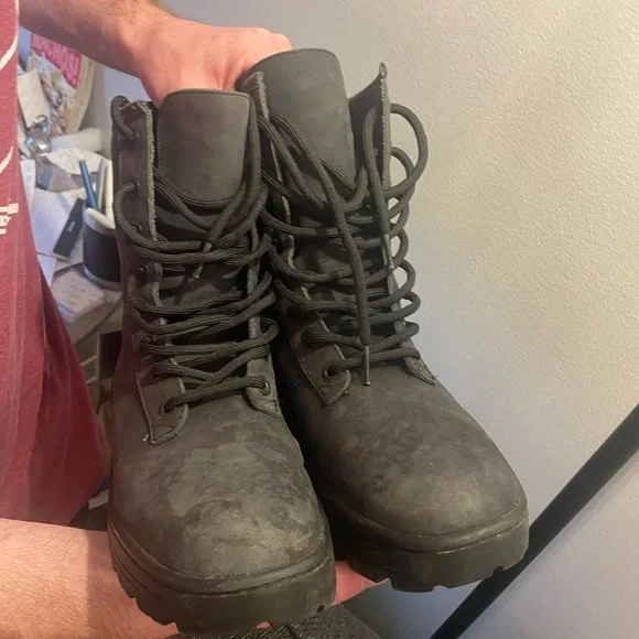 Previously used Yeezy boots season 5 Yeezy Season 5 Graphite Nubuck Combat Boots - Size 40 | eBay main image 2